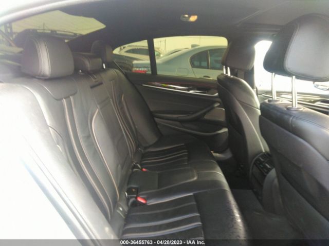 WBAJA9C54JB033602 BMW 5 Series 530e Iperformance