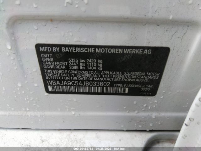 WBAJA9C54JB033602 BMW 5 Series 530e Iperformance