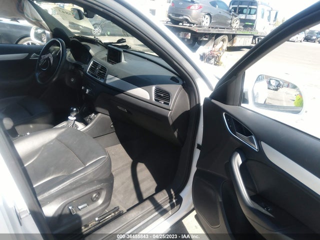 WA1BCCFS9JR019647 Audi Q3 Premium/sport Premium