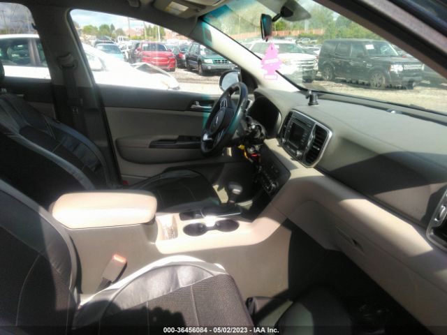 KNDPMCAC2H7239162 KIA Sportage Lx
