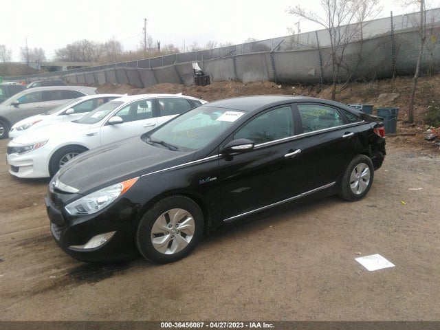 Hyundai SONATA HYBRID 2014 KMHEC4A49EA110015 Image 2
