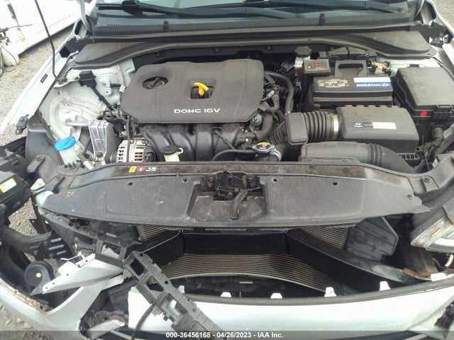 2017 HYUNDAI ELANTRA SE VIN: 5NPD74LF9HH076576