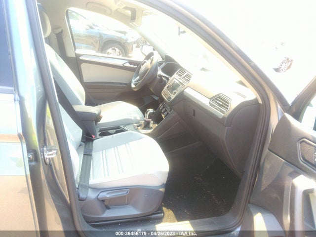 3VV1B7AX7NM088263 Volkswagen TIGUAN S
