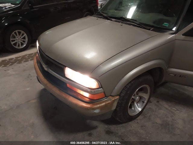 2001 CHEVROLET S-10 LS VIN: 1GCCS19W01K146344