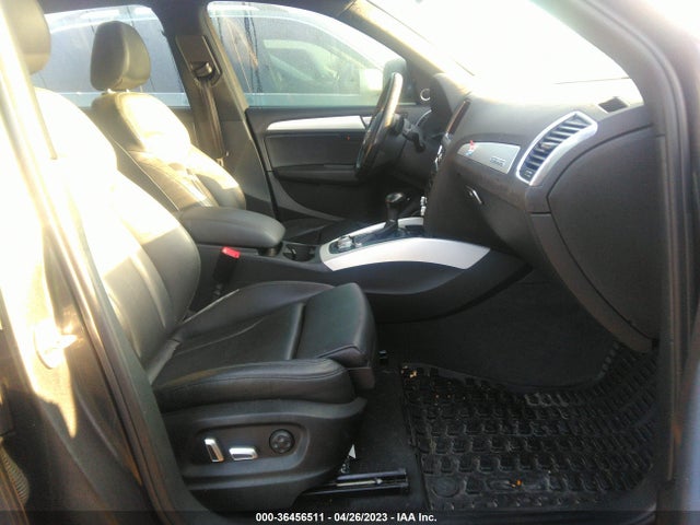 WA1D7AFP6HA017117 Audi Q5 Premium Plus
