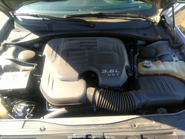 2C3CCAKG8JH218399 Chrysler 300 Limited