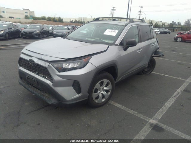 Toyota RAV4 LE 2021 2T3F1RFV5MC221725 Image 2