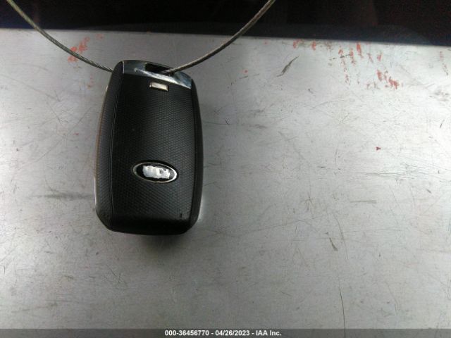 5XYPK4A58GG171559 KIA SORENTO SX