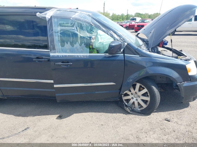 2C4RC1BG5ER338974 Chrysler Town & Country Touring