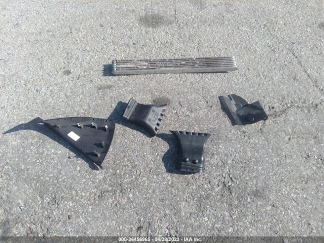 1FADP3FE8JL277681 Ford FOCUS SE