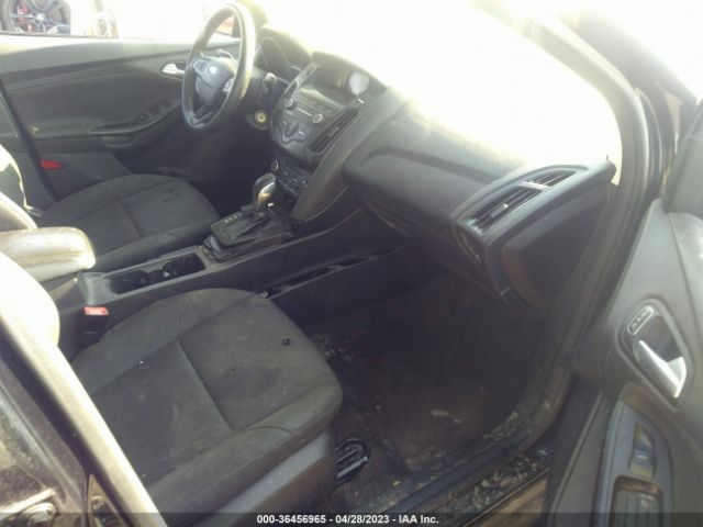 1FADP3FE8JL277681 Ford FOCUS SE