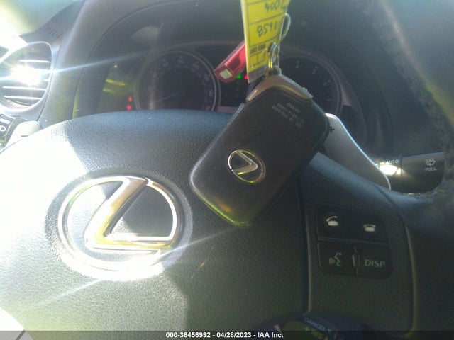 2006 LEXUS IS 350 AUTO VIN: JTHBE262365010658
