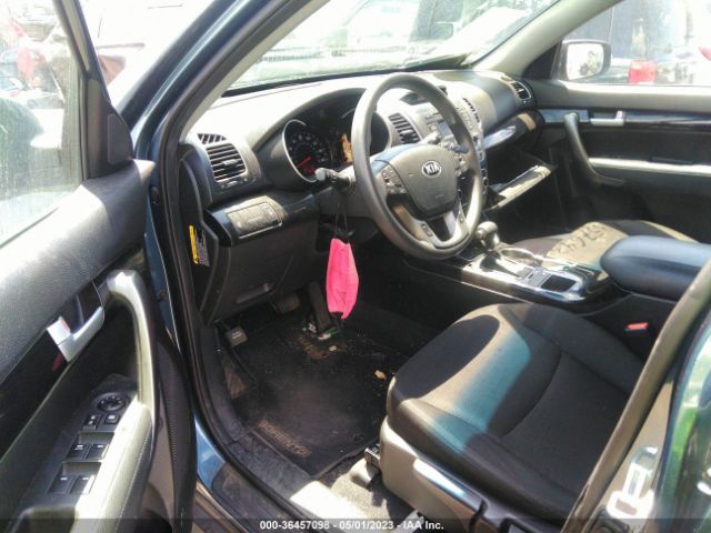 5XYKT3A62FG608688 KIA SORENTO LX
