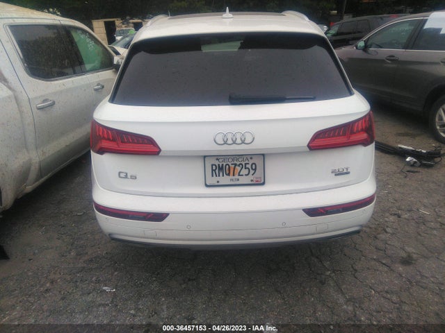 WA1BNAFY7J2038628 Audi Q5 Premium Plus