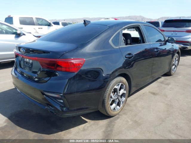 3KPF24AD7LE196074 KIA Forte Lxs