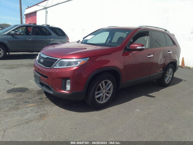 KIA SORENTO LX 2014 5XYKT3A67EG493925 Image 2