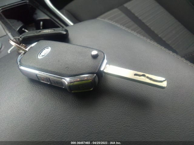 5XYRG4LCXMG072825 KIA SORENTO LX