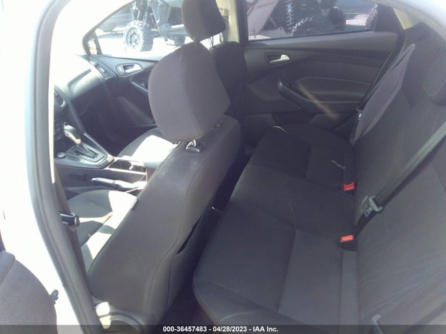 Ford FOCUS SE 2017 1FADP3F24HL271926 Image 10