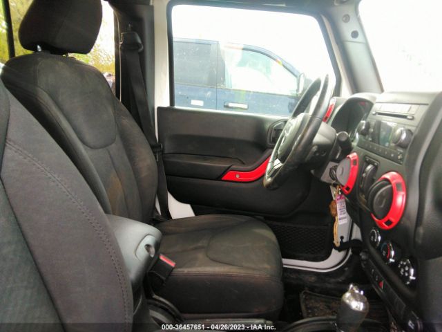 1C4HJWDG4JL919932 Jeep Wrangler Jk Unlimited Sport S