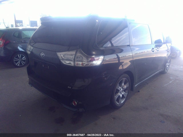 Toyota SIENNA SE 2015 5TDXK3DC0FS550979 Image 4