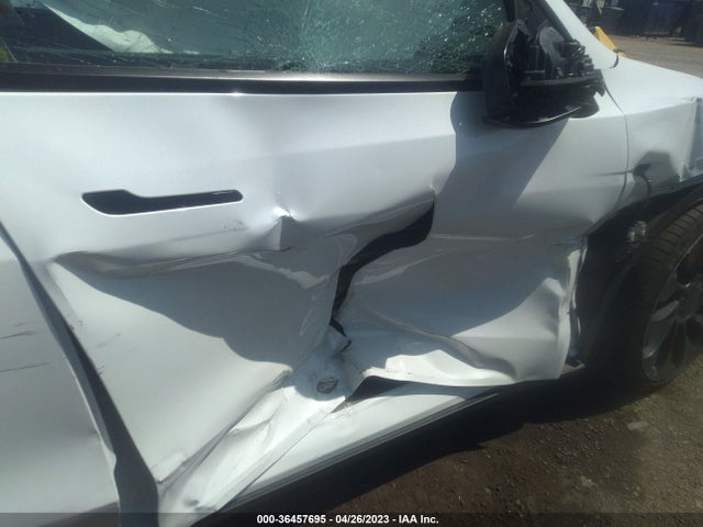 Tesla Model Y Performance 2022 7SAYGDEF3NF323652 Image 6