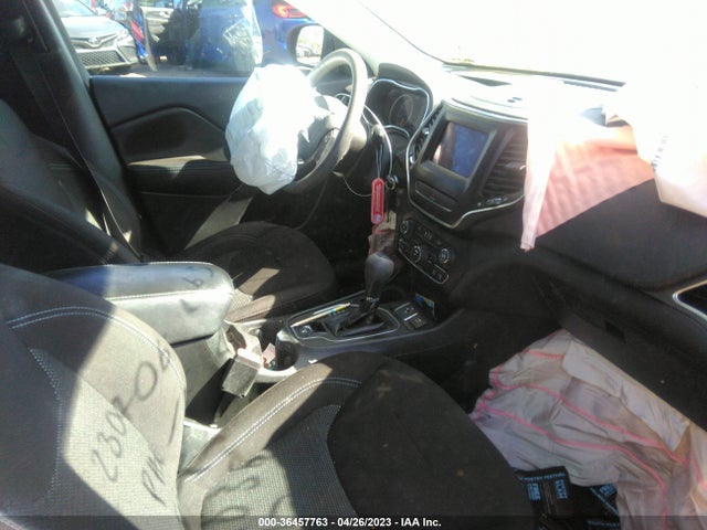 Jeep Cherokee Latitude 2019 1C4PJLCB4KD221266 Image 7