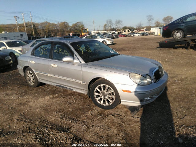 2002 HYUNDAI SONATA GLS/LX VIN: KMHWF35H42A696024