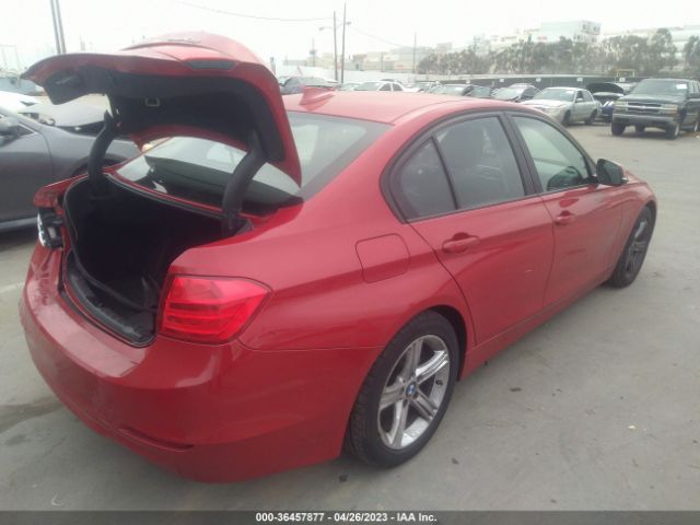 WBA3B1G58ENT01007 BMW 3 Series 320i