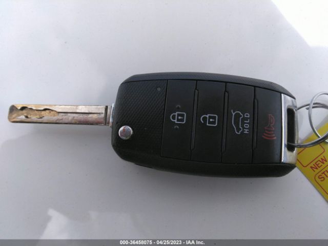 KNDJN2A20F7112623 KIA Soul Base