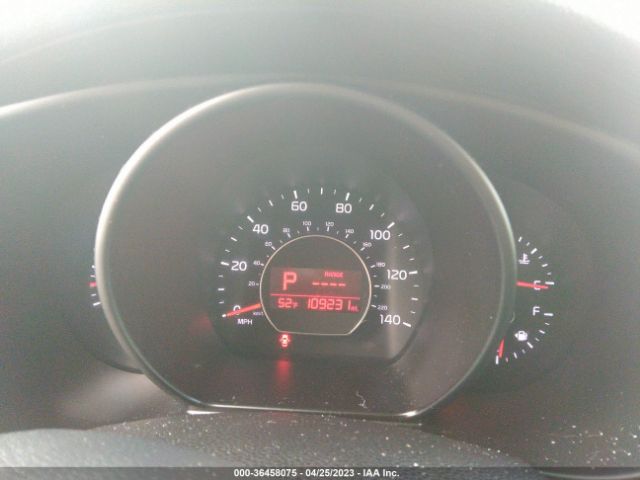 KNDJN2A20F7112623 KIA Soul Base