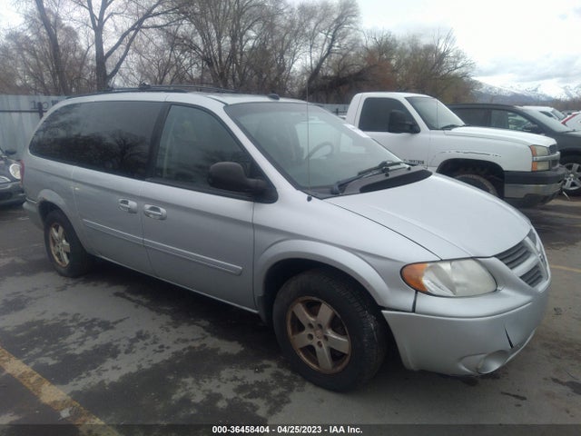 2005 DODGE GRAND CARAVAN SXT VIN: 2D4GP44L05R481504