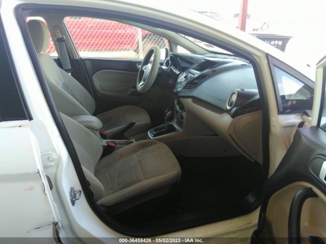 3FADP4EJ9EM206059 Ford FIESTA SE