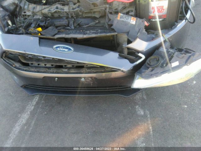 1FADP3F20GL329657 Ford FOCUS SE