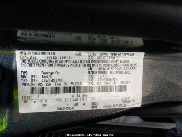1FADP3F20GL329657 Ford FOCUS SE
