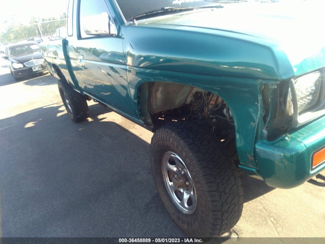 1995 NISSAN TRUCK KING CAB SE/KING CAB XE VIN: 1N6HD16Y1SC384556