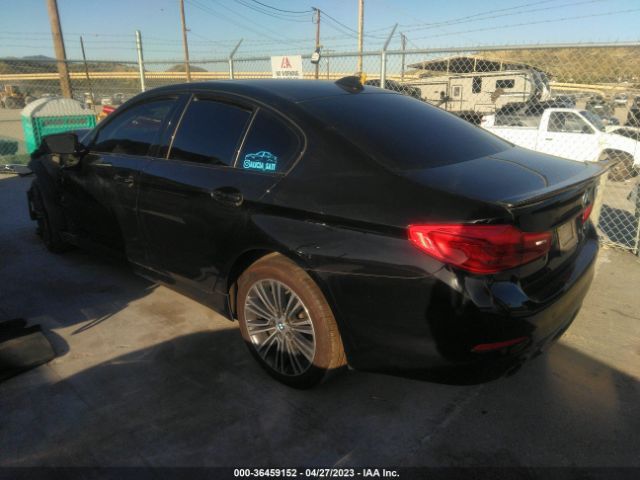 WBAJA9C5XJB251365 BMW 5 Series 530e Iperformance