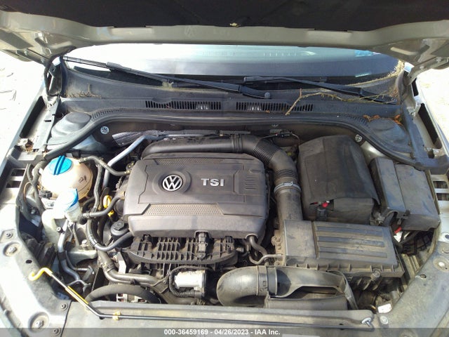 3VWL07AJ6FM233607 Volkswagen Jetta Sedan 1.8t Sel