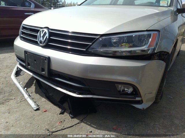 3VWL07AJ6FM233607 Volkswagen Jetta Sedan 1.8t Sel