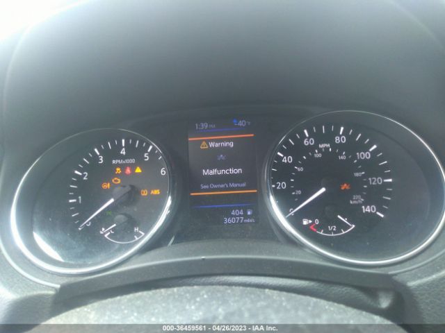 5N1AT2MT4JC838149 Nissan Rogue Sl