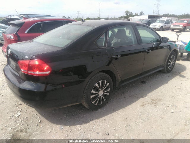 1VWAT7A32EC064959 Volkswagen PASSAT S