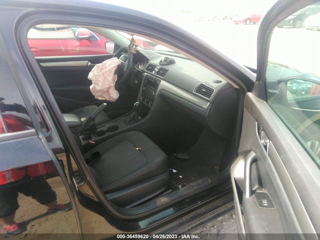 1VWAT7A32EC064959 Volkswagen PASSAT S