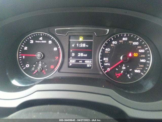 WA1JCCFS7HR002450 Audi Q3 Premium Plus