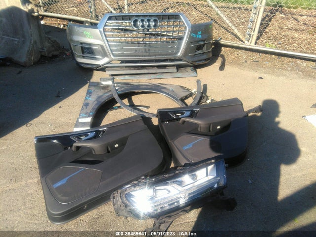 WA1LAAF77HD027263 Audi Q7 Premium Plus