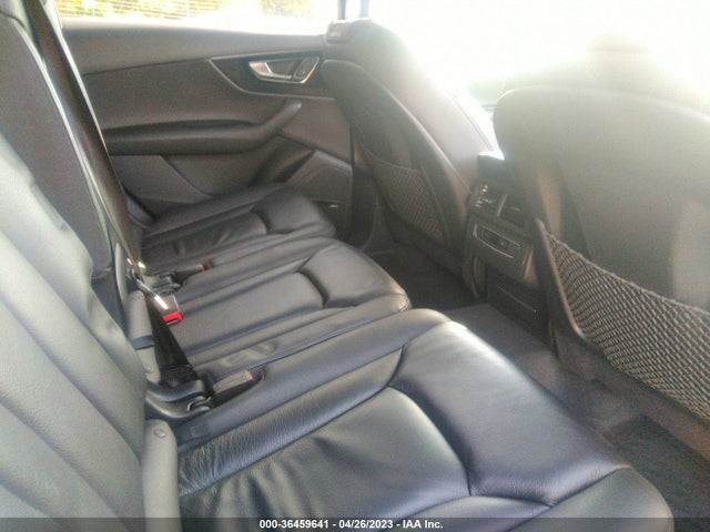 WA1LAAF77HD027263 Audi Q7 Premium Plus