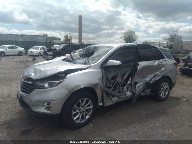 Chevrolet EQUINOX LT 2018 3GNAXSEV8JS566215 Image 2