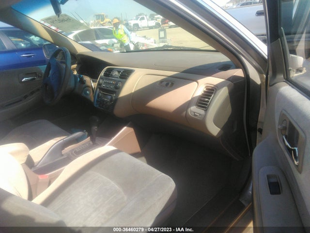 1999 HONDA ACCORD SDN EX VIN: JHMCG6673XC012876