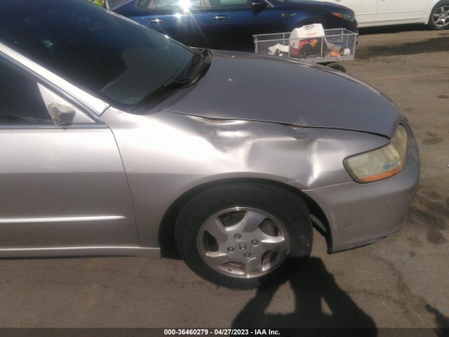 1999 HONDA ACCORD SDN EX VIN: JHMCG6673XC012876