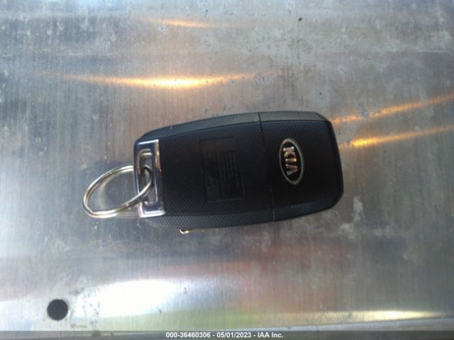 KNDJP3A51H7411146 KIA SOUL +
