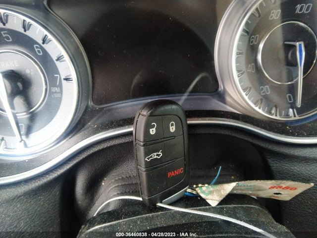 2C3CCAAG6FH882094 Chrysler 300 Limited
