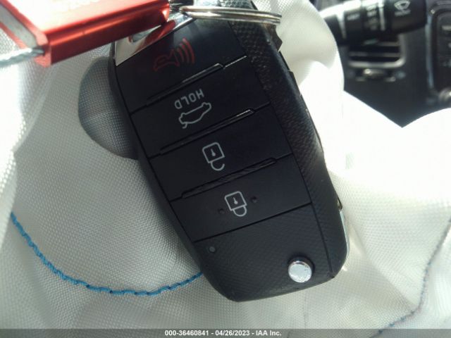 3KPFK4A75HE067980 KIA FORTE LX